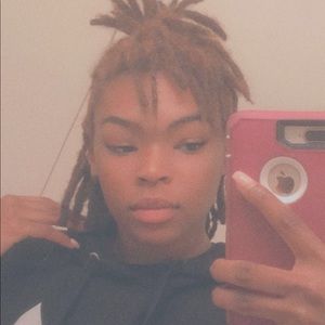 Meet your Posher, Kenyall